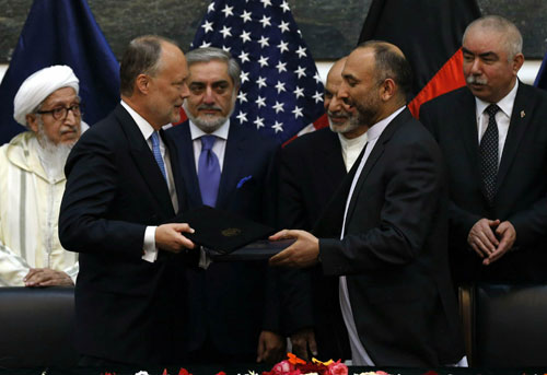 Afghanistan, US sign bilateral security agreement - ảnh 1