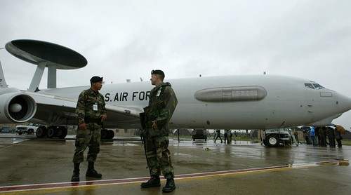 NATO to deploy control aircraft, airborne early warning to Turkey - ảnh 1