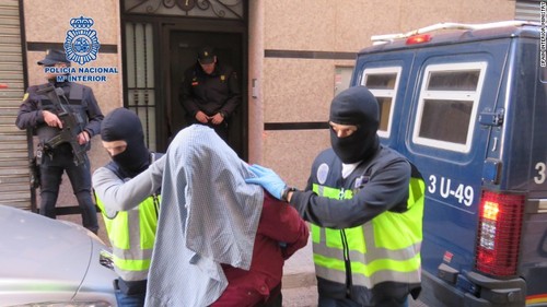 Spain arrests terror suspects - ảnh 1
