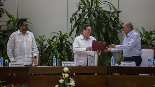 Colombia, FARC publish peace accord - ảnh 1