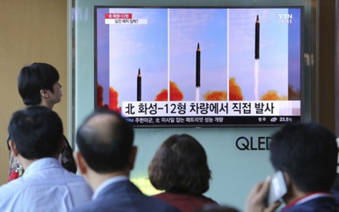 North Korea prepares to launch another ballistic missile - ảnh 1