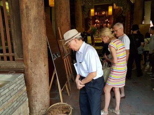 Hanoi hosts exhibitions on traditional handicrafts  - ảnh 3