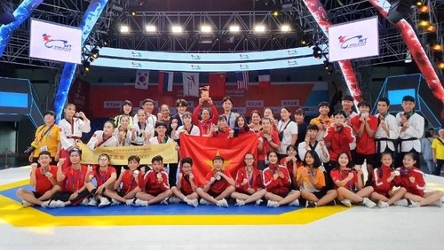 Vietnam wins four gold medals at Taekwondo World Championships  - ảnh 1