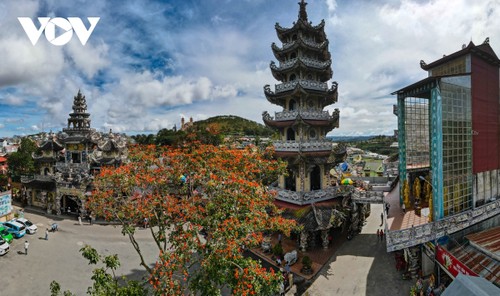 Unique pagoda forms popular attraction in Da Lat city - ảnh 1
