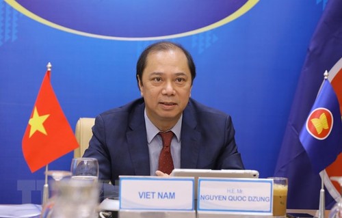 ASEAN+3 SOM: Vietnam calls for cooperation to fight COVID-19 - ảnh 1