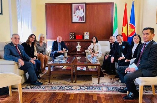 Italy wants to improve ties with Vietnam - ảnh 1