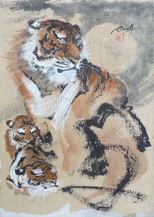 Lively paintings by Nguyen Doan Ninh to usher in Year of the Tiger - ảnh 8