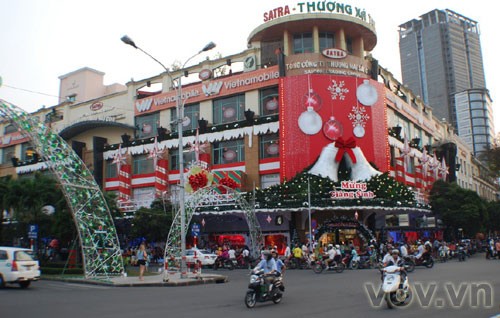 Gemütliche Weihnachten in Ho Chi Minh Stadt - ảnh 1