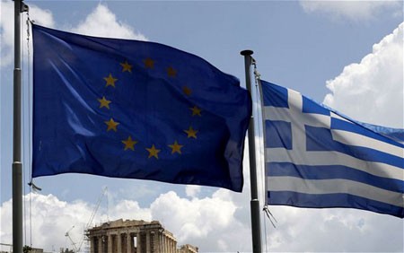 Griechenland wird Finanzlücke von 325 Millionen Euro im Sparpaket schließen - ảnh 1