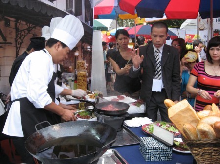 Europäisches kulinarisches Festival in Hanoi - ảnh 4