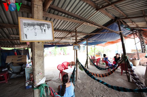 Das Leben des Dorfes Trang Bang: 42 Jahre nach der Veröffentlichung des Fotos vom Napalm-Mädchen - ảnh 4