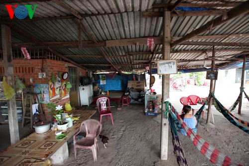 Das Leben des Dorfes Trang Bang: 42 Jahre nach der Veröffentlichung des Fotos vom Napalm-Mädchen - ảnh 7