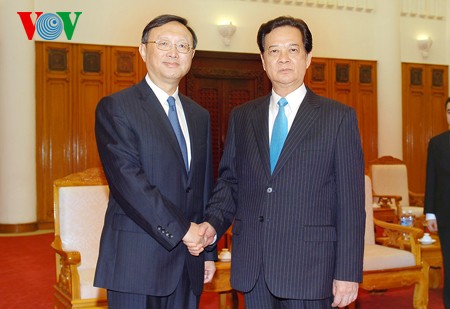 Premierminister Nguyen Tan Dung empfängt chinesischen Staatskommissar Yang Jiechi - ảnh 1