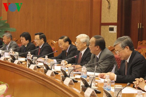 Pflege der umfassenden Freundschaft und Zusammenarbeit zwischen Vietnam und Laos - ảnh 1