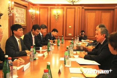 Vietnam und Russland verstärken Zusammenarbeit im Bereich Erdöl - ảnh 1