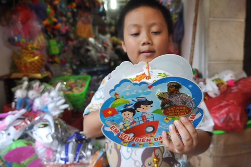 Mondfest zum Thema “vietnamesische Kinder richten nach Insel und Meer” - ảnh 1