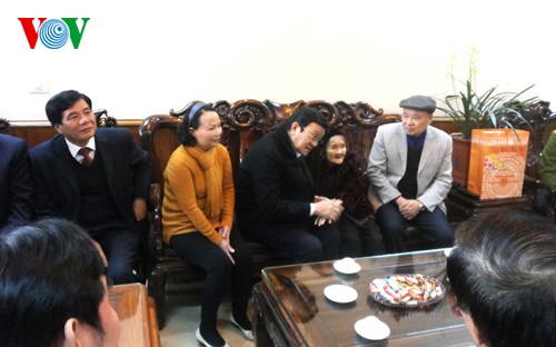 Staatspräsident Truong Tan Sang besucht die Provinz Hai Duong - ảnh 1