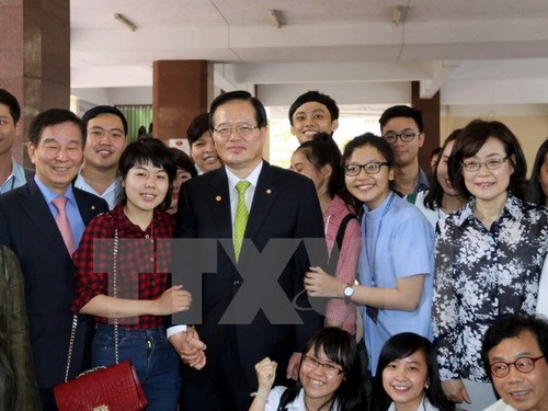 Südkoreas Parlamentspräsident Chung Ui-wha beendet Vietnambesuch - ảnh 1
