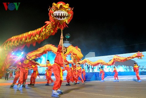 Vorbereitungen auf Karneval Ha Long 2015 - ảnh 1