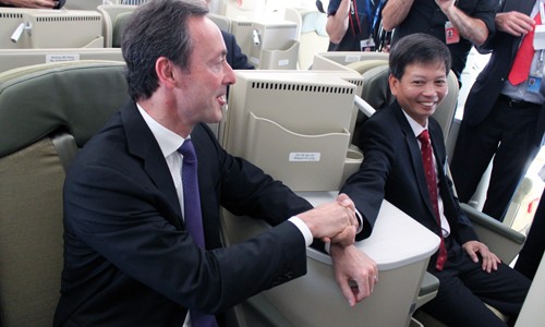 Vietnam Airlines - die zweite Fluggesellschaft der Welt erhält Airbus A350-900  - ảnh 1
