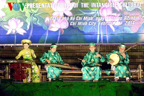 Ho Chi Minh Stadt bewahrt die Musikart Don Ca Tai Tu - ảnh 1