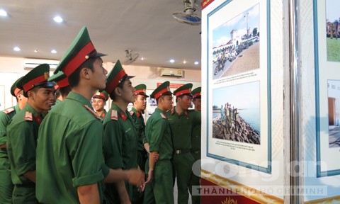 Veranstaltungen zum 70. Traditionstag der Volkspolizei Vietnams - ảnh 1