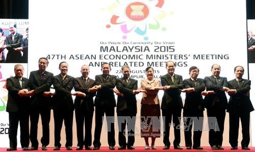 Vietnam engagiert sich bei Konferenz der ASEAN-Wirtschaftsminister - ảnh 1