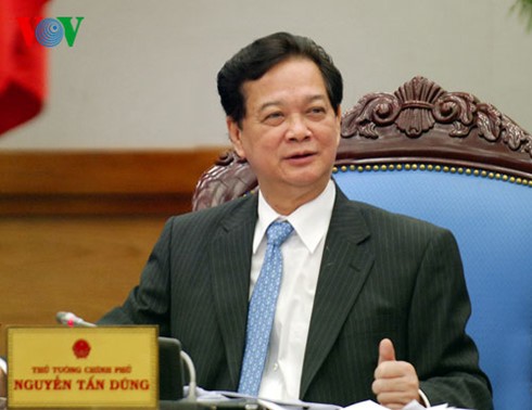 Premierminister Nguyen Tan Dung: sich um die Erfüllung der Ziele und Aufgaben 2016 bemühen - ảnh 1