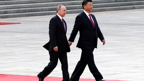 Russland und China schließen mehr als 30 Zusammenarbeitsabkommen ab - ảnh 1