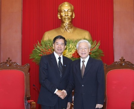 KPV-Generalsekretär Nguyen Phu Trong empfängt Bürgermeister von Vientiane - ảnh 1