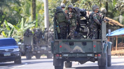 Philippinischer Präsident erwägt den Einsatz des Kriegsrechts im ganzen Land - ảnh 1