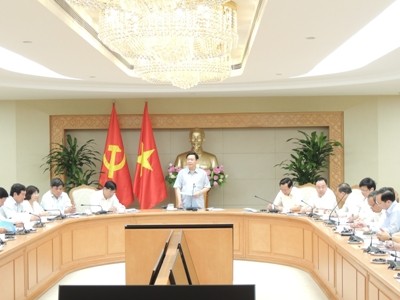 Vizepremierminister Vuong Dinh Hue leitet Sitzung der Sonderverwaltung für nationale Zielprogramme - ảnh 1