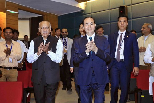 Der Indien-Besuch des Staatspräsidenten Tran Dai Quang geht zu Ende - ảnh 1