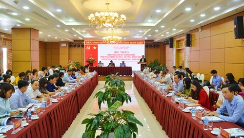 Verstärkung der Mediensverbindung im Nationaltourismusjahr Ha Long-Quang Ninh 2018 - ảnh 1