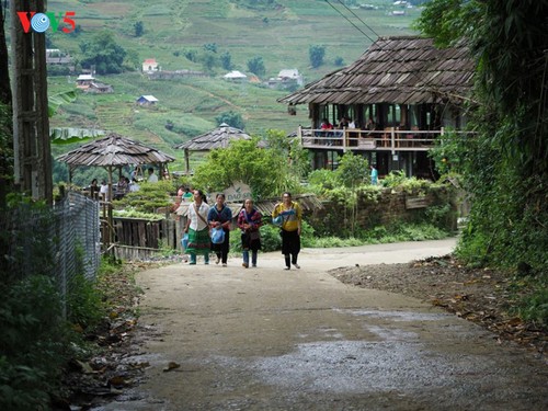 Ta Van, die Stadt im Dorf - ảnh 1