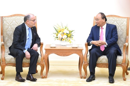 Premierminister Nguyen Xuan Phuc empfängt den argentinischen Außenminister  - ảnh 1