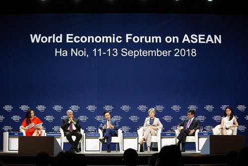 Diskussionen im Rahmen des Weltwirtschaftsforums für ASEAN - ảnh 1
