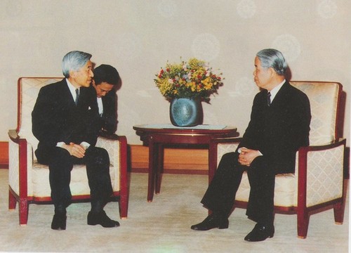 Treffen zwischen dem ehemaligen KPV-Generalsekretär Do Muoi und Spitzenpolitikern weltweit - ảnh 16