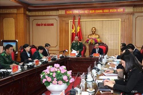 Vizeparlamentspräsident Do Ba Ty besucht Provinz An Giang - ảnh 1