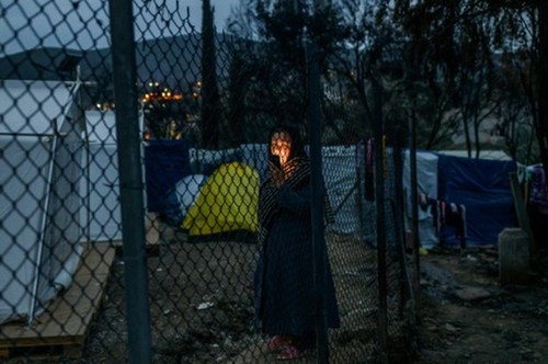 Griechenland will drei größte Flüchtlingslager schließen - ảnh 1