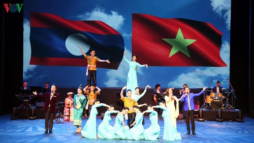 Eröffnung der vietnamesischen Kulturwoche in Laos 2019 - ảnh 1