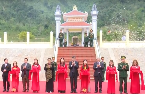 Vizeparlamentspräsidentin Tong Thi Phong besucht Provinz Son La - ảnh 1
