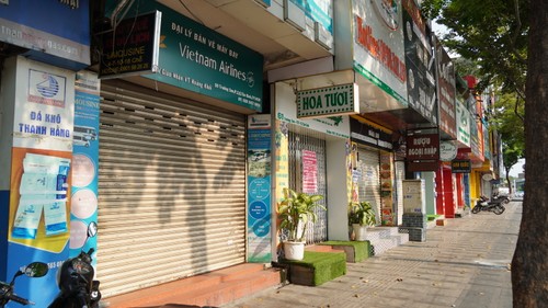 Bewohner in Ho Chi Minh Stadt unterstützen die Verlängerung der sozialen Distanzierung - ảnh 1