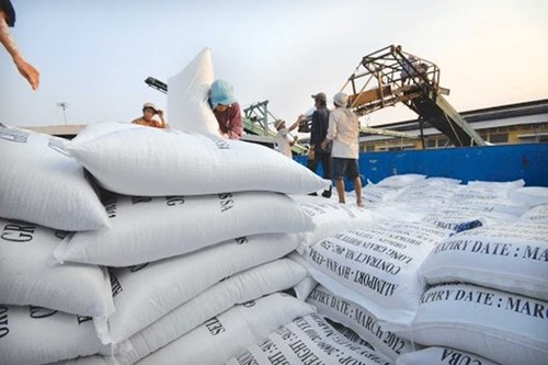 Vietnam gewinnt die Ausschreibung für Export von 30.000 Tonnen Reis zu den Philippinen - ảnh 1