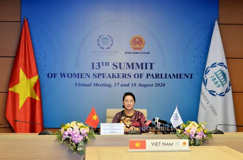 Parlamentspräsidentin: Förderung der Geschlechtergleichheit und Machtübergabe an Frauen ist konsequente Politik Vietnams - ảnh 1
