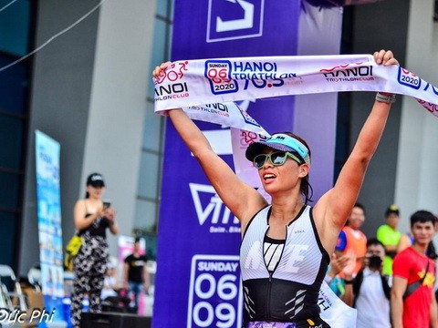 Erster Hanoi Triathlon: Spielplatz für Schwimmen, Radfahren und Laufen - ảnh 1