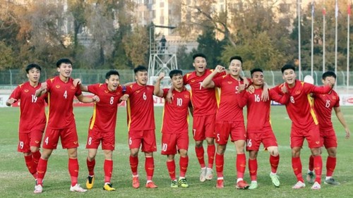 Acht Spieler in U23-Fußballmannschaft für AFF Cup ergänzt - ảnh 1