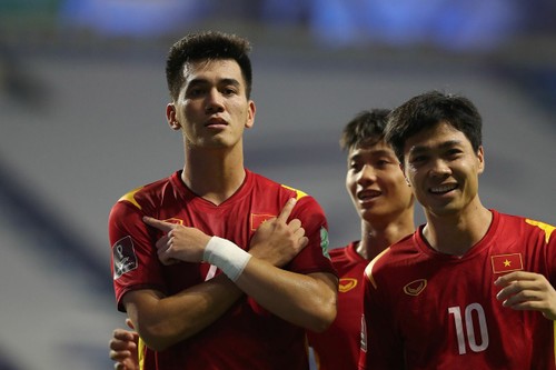 Stürmer Tien Linh ist der wichtigste Spieler der vietnamesischen Mannschaft im AFF Cup - ảnh 1