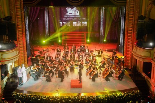 Vietnam-Frankreich-Konzert zum 110. Gründungstag des Opernhauses Hanoi - ảnh 1