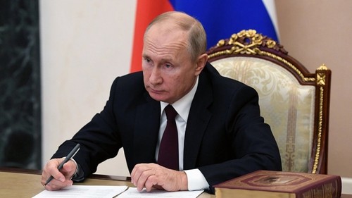 Sanktionen des Westens: Russlands Präsident unterzeichnet spezielles Dekret im Wirtschaftsbereich - ảnh 1